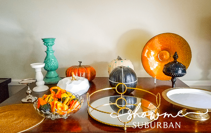 Looking to create glamorous, understated fall décor? Learn to mix and match seasonal and non-seasonal décor to create your own fall décor mashup! Great for Halloween, Thanksgiving, and all through fall. Ideas for jeweled pumpkins, fall vignettes, and easy fall decorating!