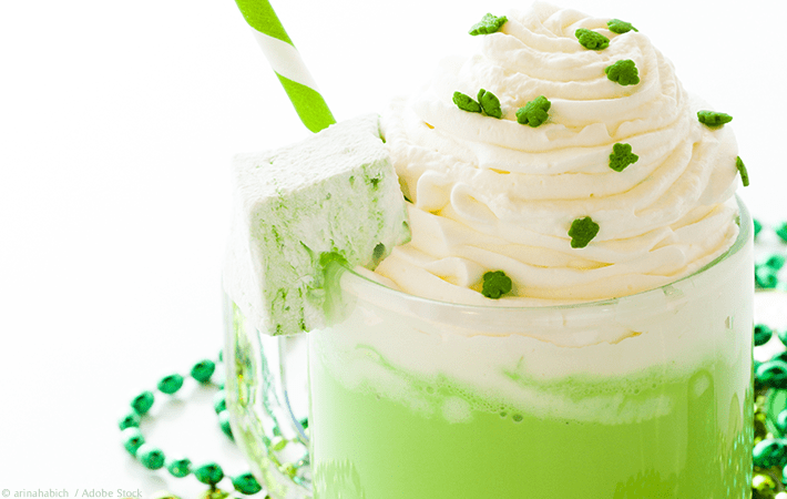 Looking for food that won't make you outgrow your kilt? These light and healthy St. Patrick's day recipes will do just the trick! Ideas for paleo, whole30, vegan, and gluten-free included! #stpatricksday #healthyfood